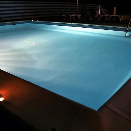 酒店 Midi 里乔内