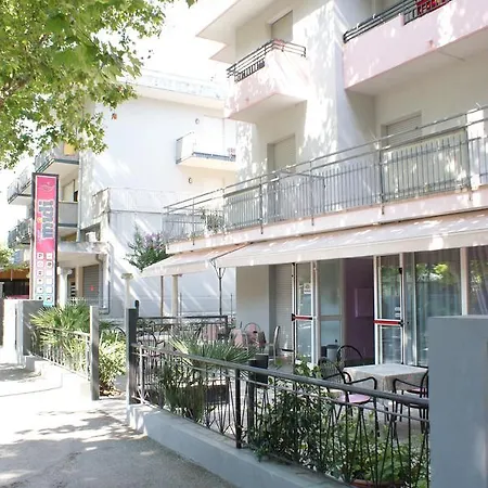 酒店 Midi 里乔内