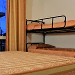 Hotel Midi